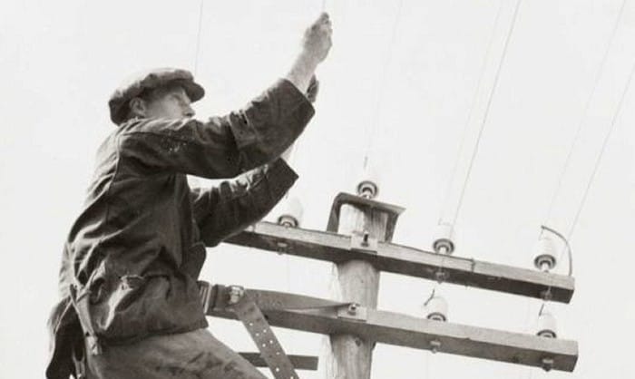 poleclimbing4_1936 – Copy